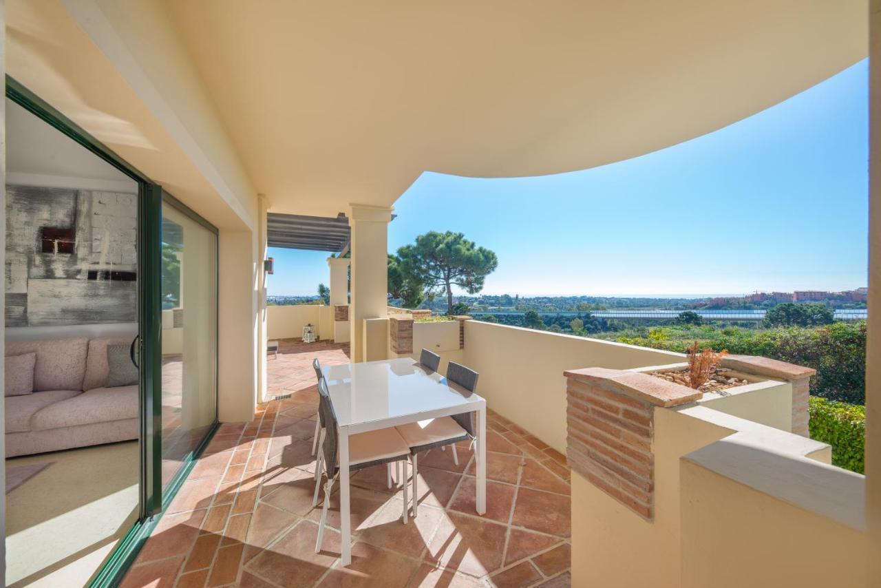 Capanes Del Golf Luxury Apartment Benahavís Eksteriør bilde