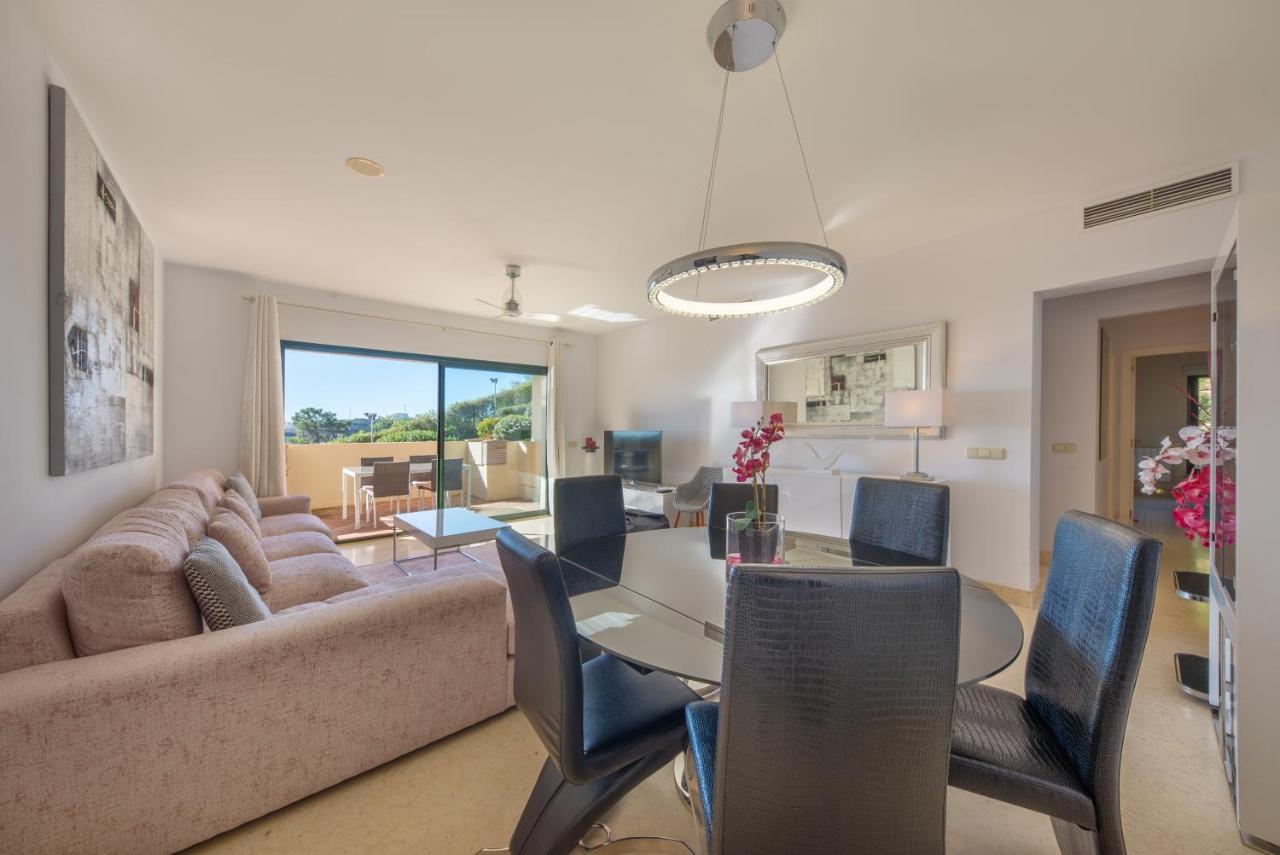 Capanes Del Golf Luxury Apartment Benahavís Eksteriør bilde